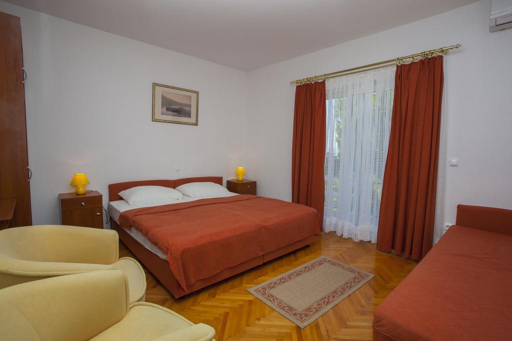 Apartments Ankora Tučepi Buitenkant foto