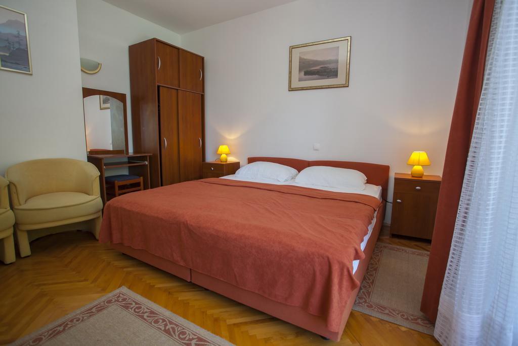 Apartments Ankora Tučepi Buitenkant foto