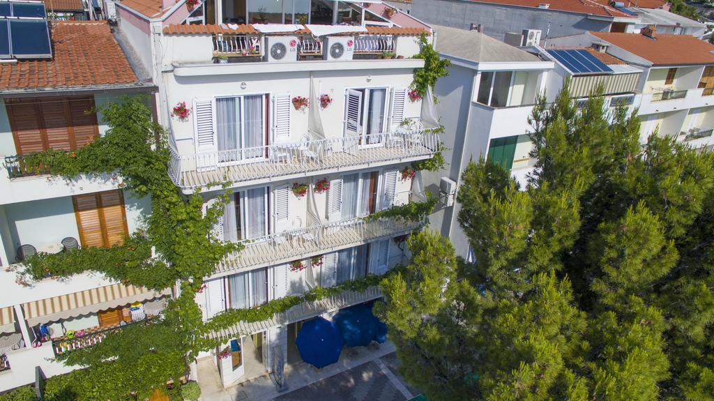 Apartments Ankora Tučepi Buitenkant foto