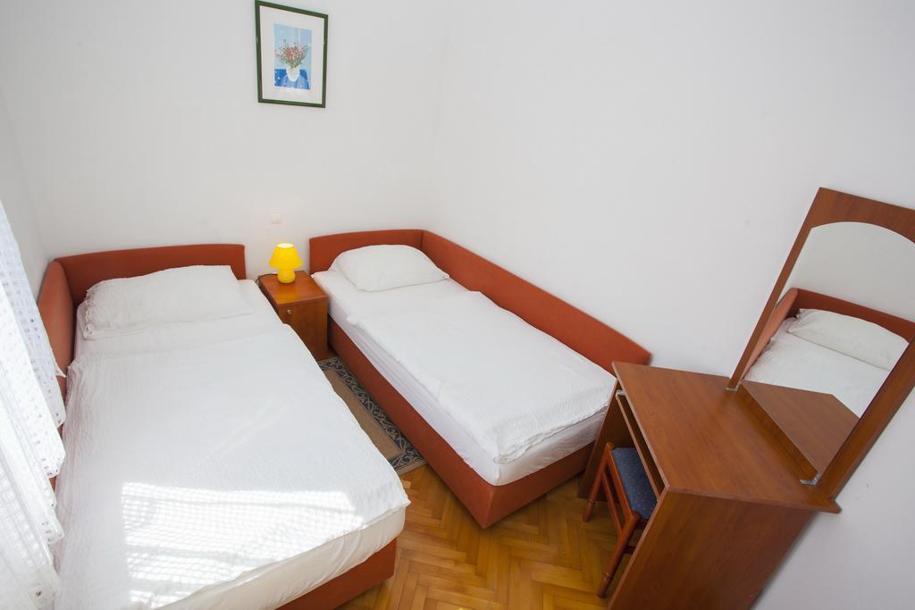 Apartments Ankora Tučepi Buitenkant foto