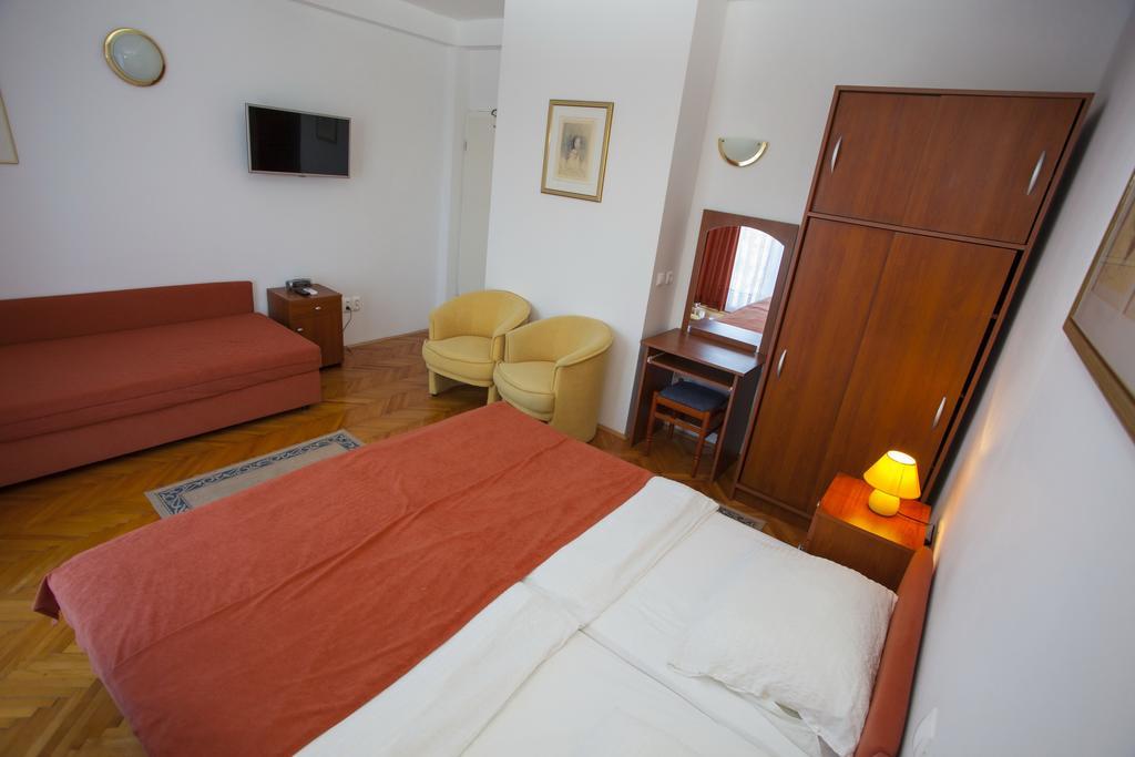 Apartments Ankora Tučepi Buitenkant foto